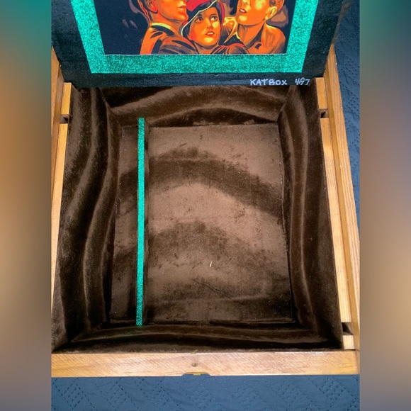 One of a kind “The Mummy” Cigar Box - Picture 12 of 15